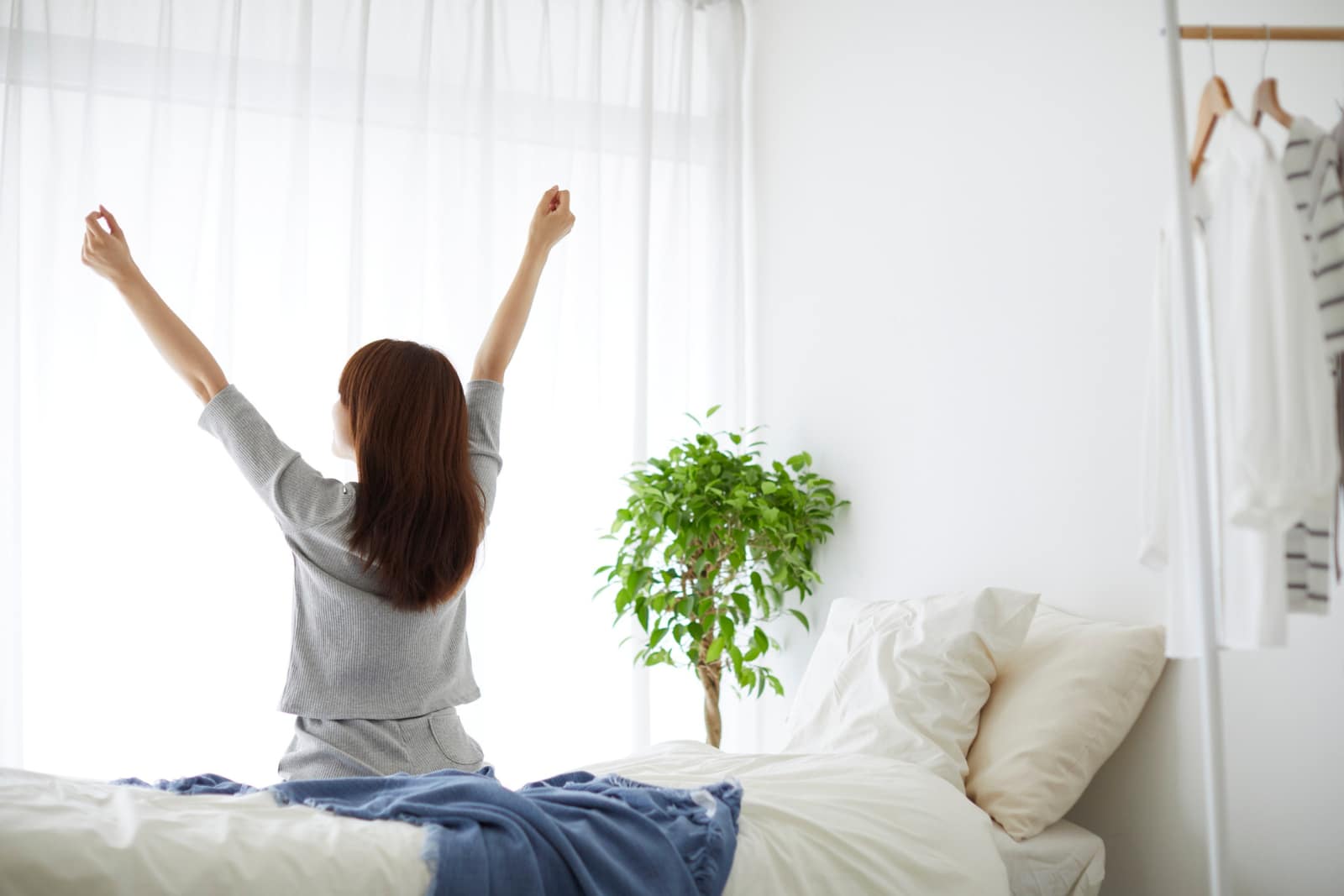 A Mindful Morning Routine for Women